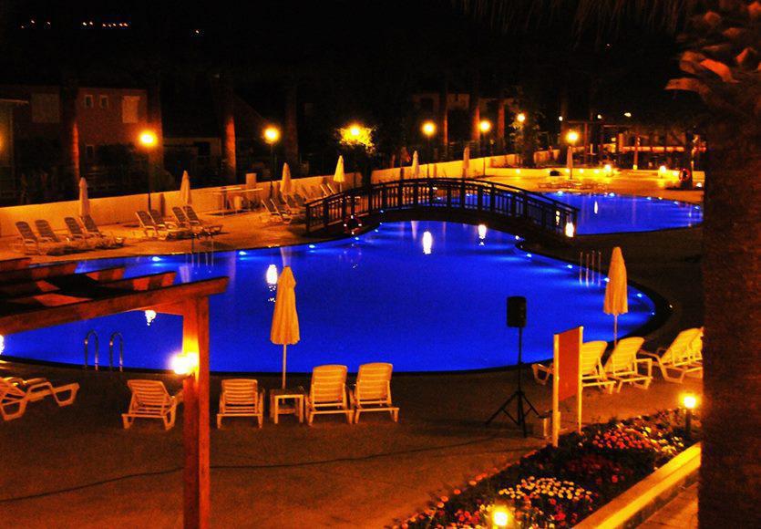 Palm Wings Kusadasi Beach Resort&Spa Exterior foto